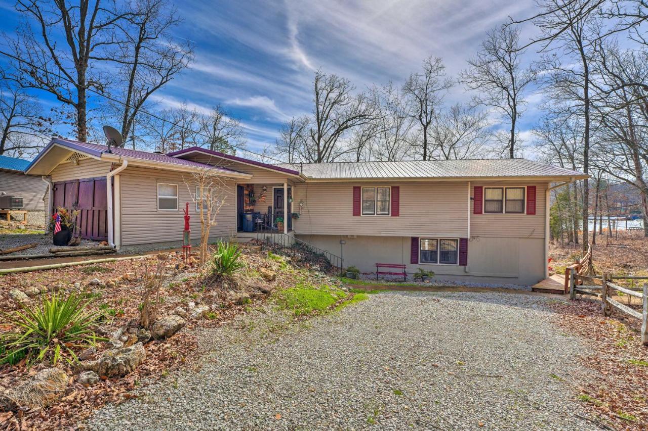 Lakefront Vacation Rental With Deck And 2 Docks! Hardy Exterior photo