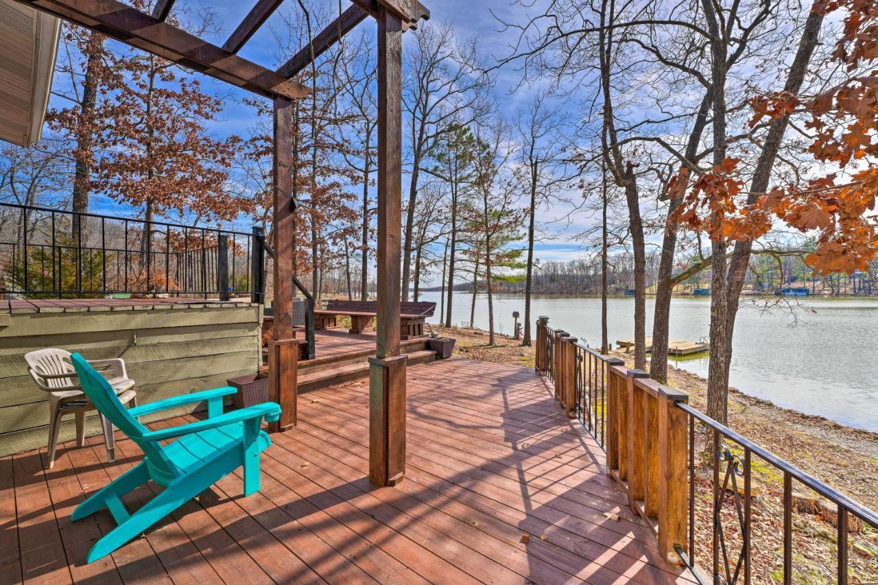 Lakefront Vacation Rental With Deck And 2 Docks! Hardy Exterior photo